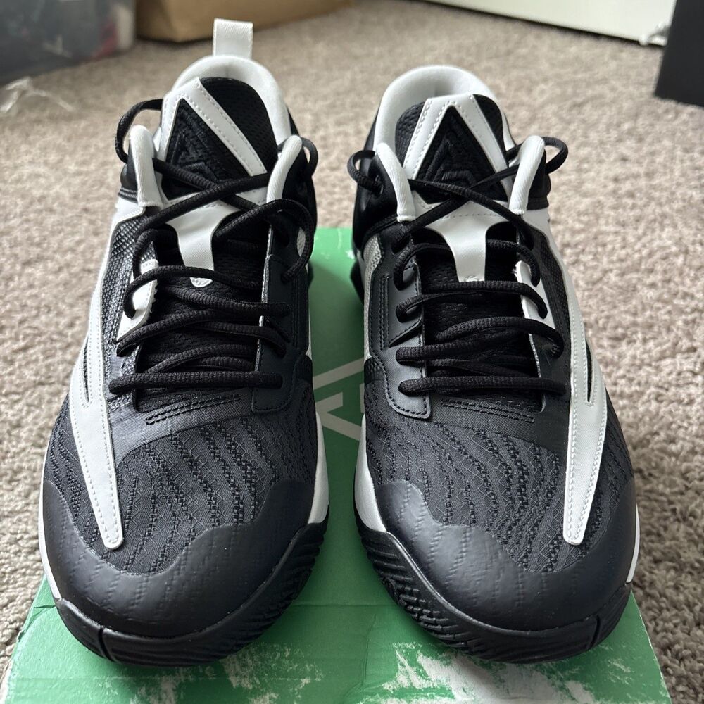 Nike Giannis immortality 3 Basketball Shoes Men's Size 13 Black White Sneakers